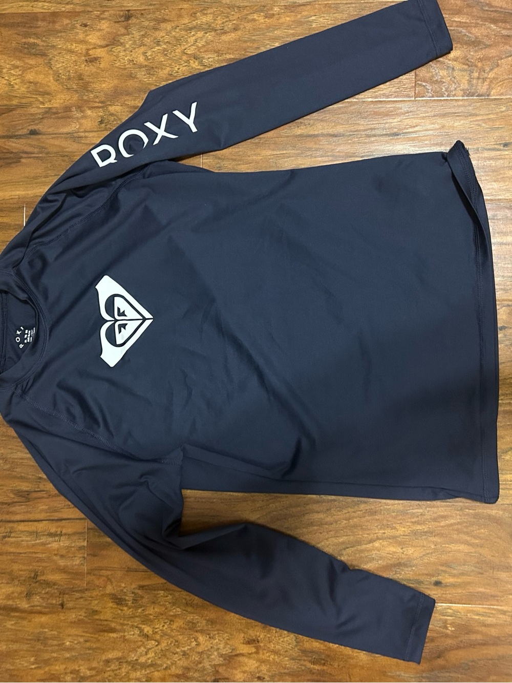Roxy Women’s Navy Blue Long Sleeve Rash Guard with White Logo - Picture 8 of 8